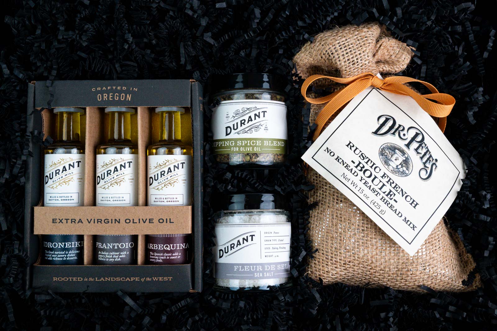 Premium housiversary gift bundle with artisan bread for real estate clients - automated delivery by Kiendly